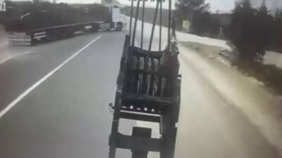 Adıyaman’da tır ile vincin çarpışması sonucu 1 kişinin öldüğü feci