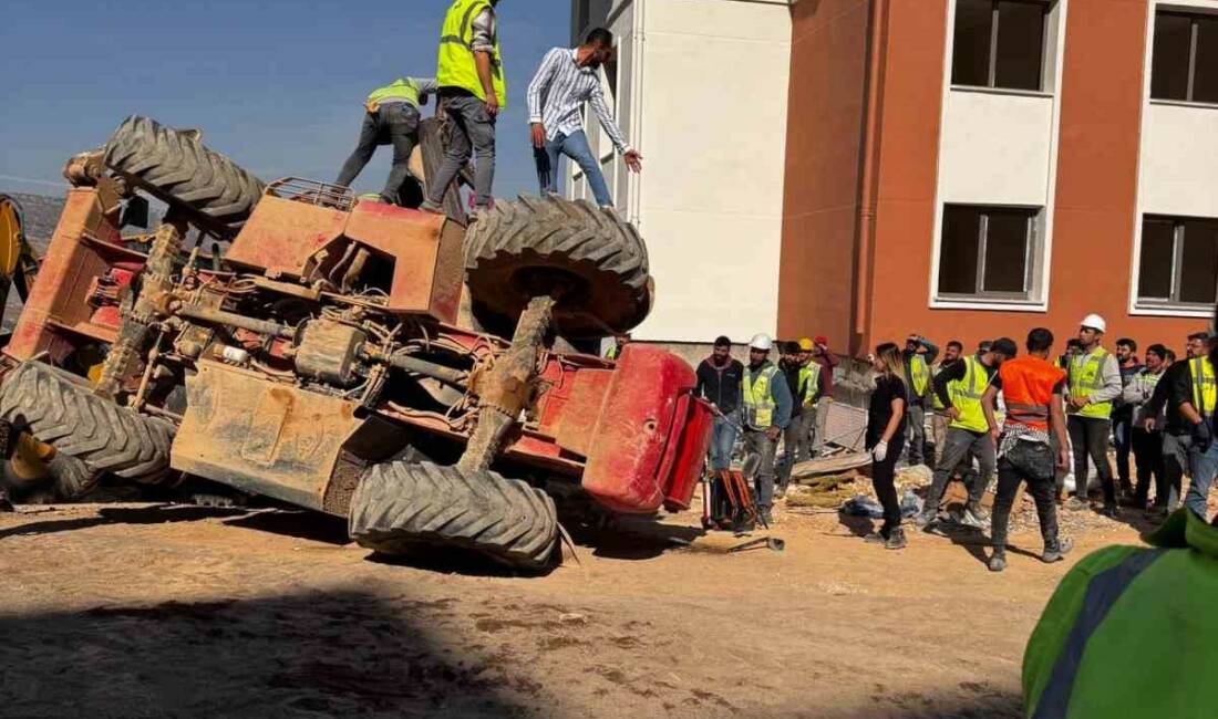 Adıyaman’da iş makinesinin devrilmesi sonucu meydana gelen kazada 1 kişi