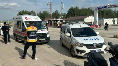 Adıyaman’da, psikolojik sorunları olduğu öğrenilen bir kişi, binanın 3. katından