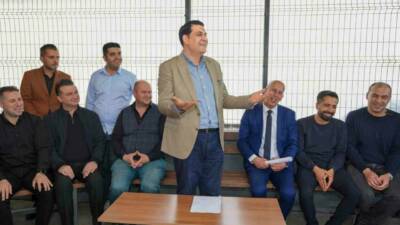 Şehitkamil Belediye Başkanı Umut Yılmaz, belediye çalışanı olan 60 araç