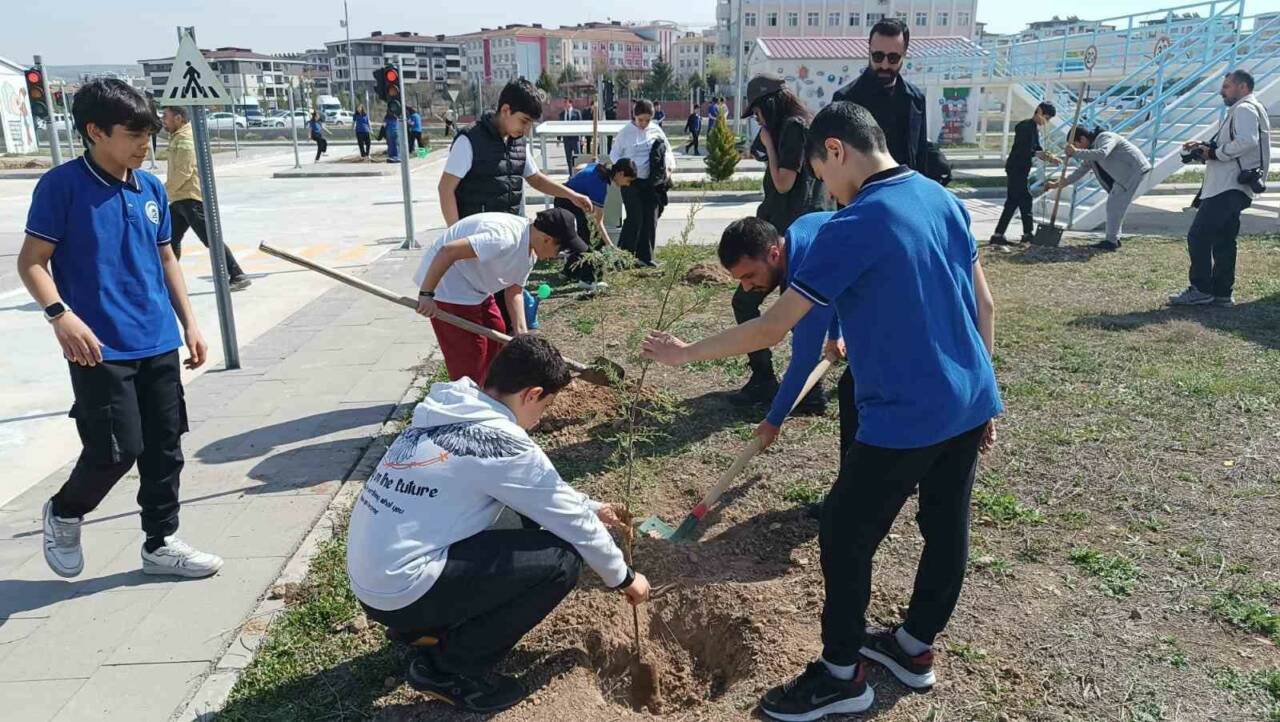 Batman'da Orman İşletme Müdürlüğü ve İl Milli Eğitim Müdürlüğü iş