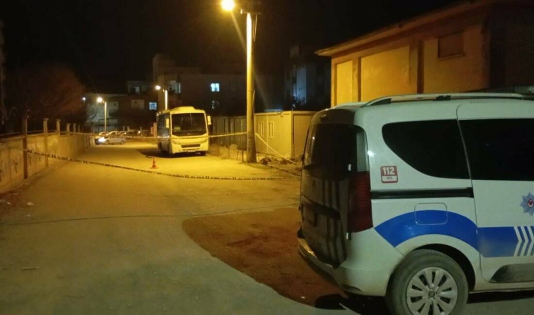 Adıyaman'da kimliği belirsiz bir grup tarafından bıçaklı saldırıya uğrayan 16