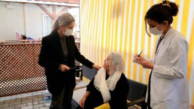 Depremde ampute olan dezavantajlı depremzedelerin ağız ve diş sağlığı taraması