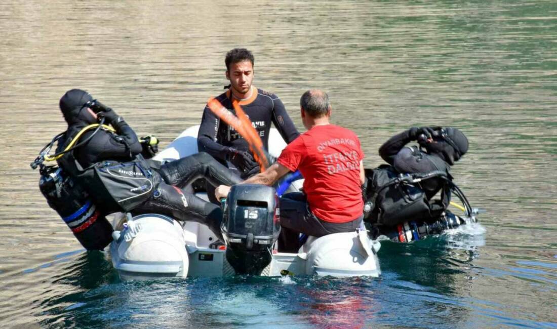 Diyarbakır Su Altı Arama Kurtarma ekibi, Dicle Barajı'nda bot ile