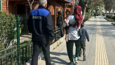 Adıyaman'da vatandaşların duygularını sömüren dilenciler operasyonla yakalandı. Zabıta ekipleri tarafından