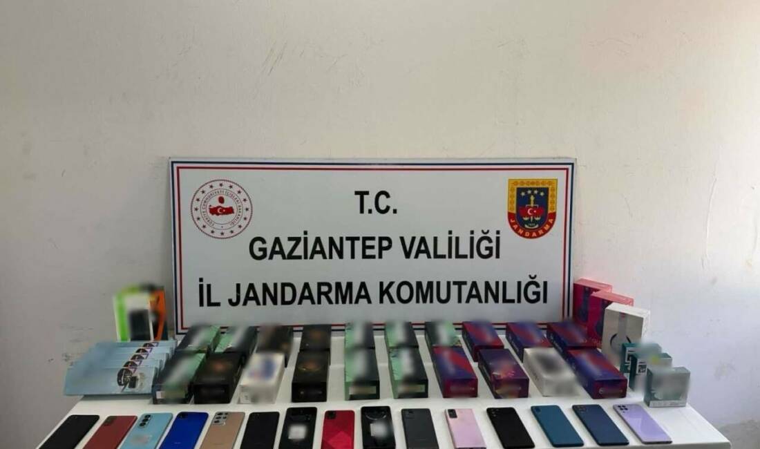 Gaziantep’te jandarma ekiplerinin 2 iş yerine yaptığı operasyonda piyasa değeri