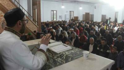 Gaziantep’te vatandaşlar bayram namazı için camilere akın etti. Kılınan namazın