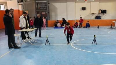 Adıyaman’ın Gölbaşı ilçesinde ilkokul 3.sınıf öğrencileri sportif yetenek taramasına tabi