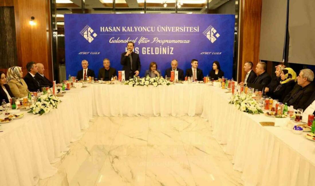 Hasan Kalyoncu Üniversitesi ailesi, geleneksel iftar programında bir araya gelerek