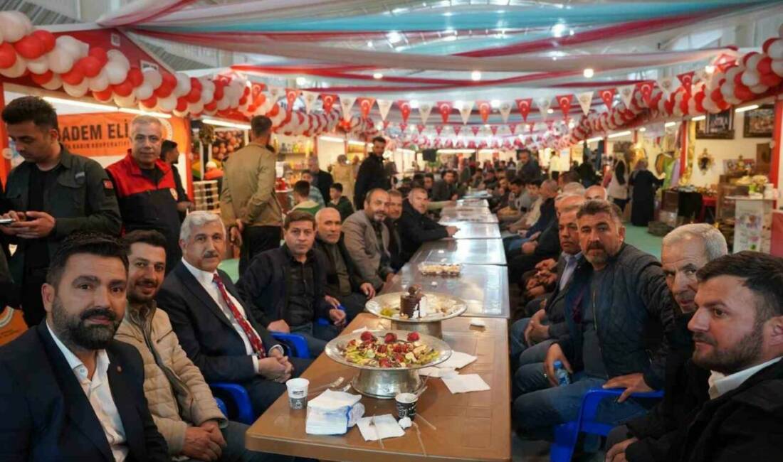 Adıyaman Kahta Belediyesi'nin düzenlediği Ramazan etkinlikleri her akşam coşkuyla devam