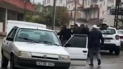 Şanlıurfa’nın Bozova ilçesinde iki grup arasında çıkan silahlı kavgada tarafları