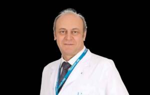 Gastroenteroloji Uzmanı Prof. Dr. Muhammet Cemil Savaş, kolon kanserinden korunmanın