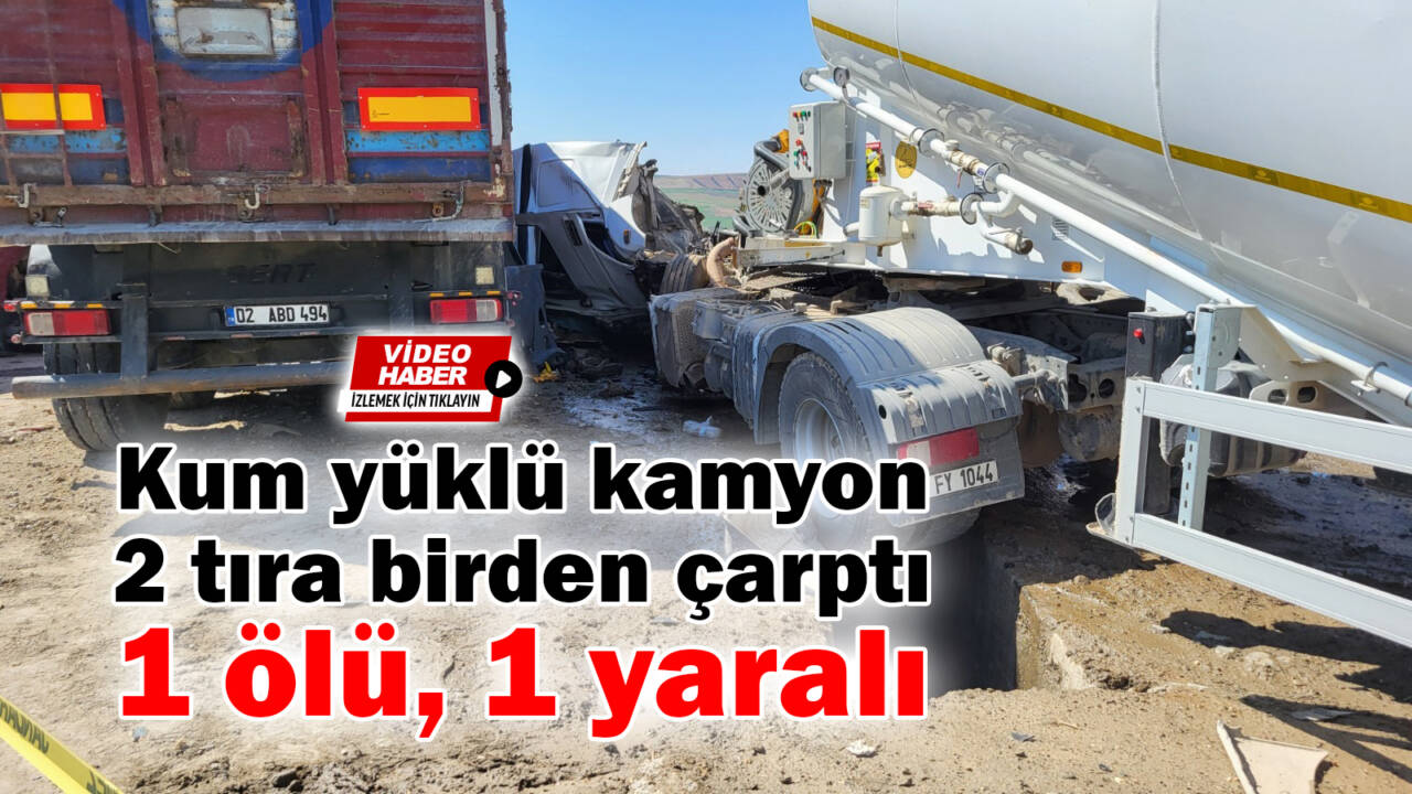 Adıyaman’da kum yüklü kamyon virajı alamayınca, akaryakıt istasyonun yanında park