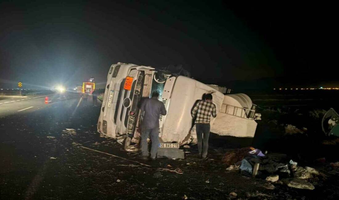 Mardin’in Nusaybin ilçesinde kontrolden çıkan tırın devrilmesi sonucu 1 kişi