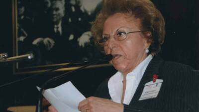 Nüket Alevli Ersoy'un eğitime ve kadınlara adanmış başarı dolu hayatı,