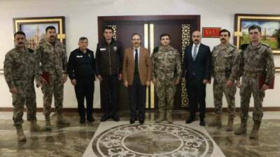 Siirt Valisi Kemal Kızılkaya, kayıp genç kızı bulan ve Kurtalan