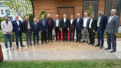 Belediye Başkanı Abdurrahman Tutdere, şehrin farklı kesimlerinden gelen ziyaretçileri ağırlamayı