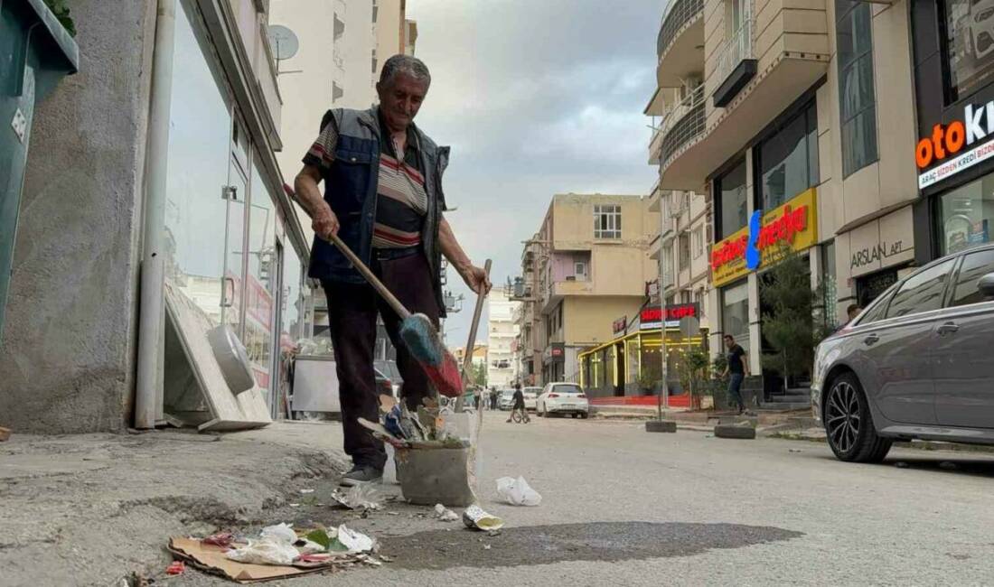 Batman’ın Bahçelievler Mahallesi’nde ikamet eden Hayrettin Şeker, belediye ekiplerinin uzun