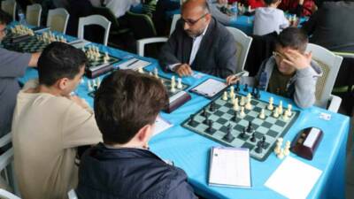 Türkiye Satranç Federasyonu tarafından Diyarbakır’ın Seyrantepe Spor Salonu’nda düzenlenen satranç
