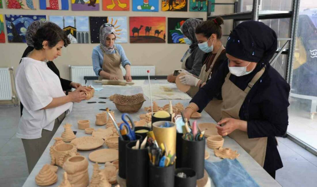 Diyarbakır'ın Yenişehir Gençlik Merkezi'nde Sosyal Girişimcilik, Güçlendirme ve Uyum Projesi