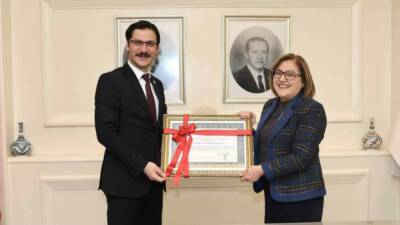 Gaziantep Büyükşehir Belediyesi’ne, Sağlık Bakanlığı ile ortak yürütülen "Anne Sütünün