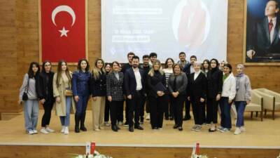Hasan Kalyoncu Üniversitesi’nde (HKÜ) düzenlenen "Medyada Kadın Olmak" adlı programında