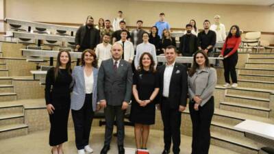 Hasan Kalyoncu Üniversitesi (HKÜ) İşletme Öğrenci Topluluğu tarafından düzenlenen ‘Business