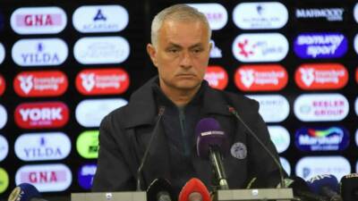 Fenerbahçe Teknik Direktörü Jose Mourinho, Gaziantep Futbol Kulübü ile oynanan