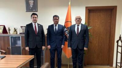 Adıyaman Gölbaşı Kaymakamı Tarık Buğra Seyhan, ilçe sorunlarını paylaşmak ve