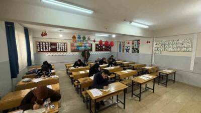Siirt’te lise ve üniversite öğrencilerine yönelik umre ödüllü "Gençlik Bilgi