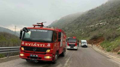 Şırnak’ta seyir halindeki akaryakıt tankeri alev aldı. Faciadan dönülen olayda