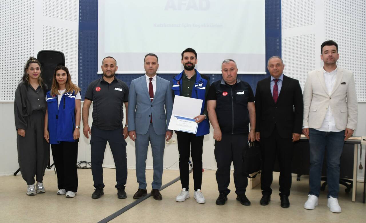 Adıyaman Üniversitesi toplumda afet bilincini oluşturmak adına önemli bir etkinliğe