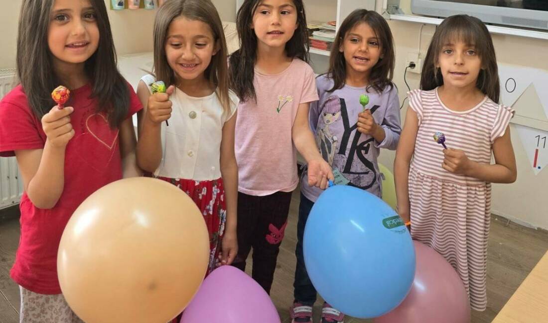 Adıyaman'ın Sincik ilçesinde bulunan Çamdere İlkokulu, kız öğrenciler için ücretsiz
