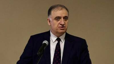 Besni Eğitim Vakfının (BEV) Olağan Genel Kurul toplantısı sonrası, Yönetim