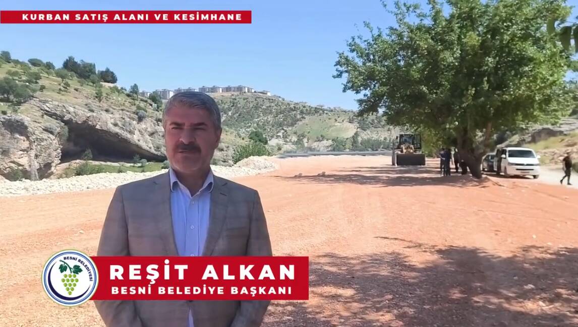 Besni Belediyesi, yaklaşan Kurban Bayramı öncesinde vatandaşların ve hayvancılıkla uğraşan