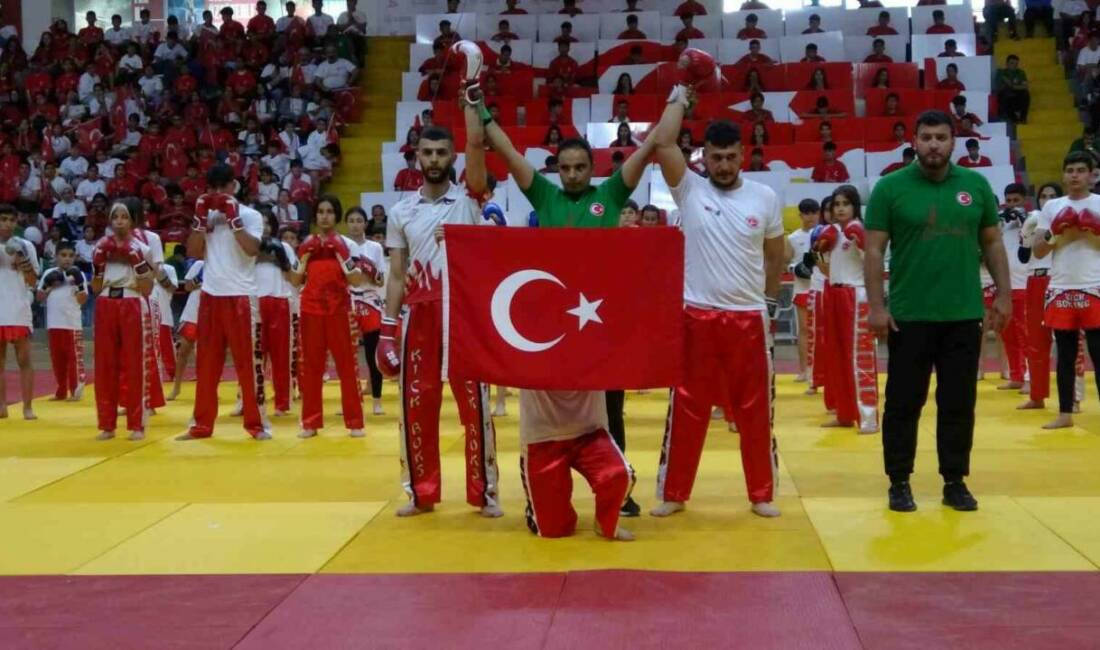 Adıyaman'da 19 Mayıs Atatürk'ü Anma, Gençlik ve Spor Bayramı coşkuyla