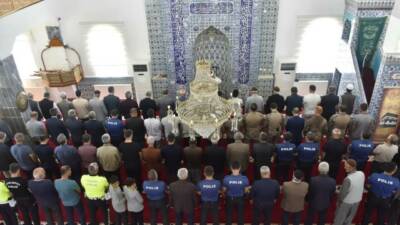 Adıyaman’da, polis merkezinde meslektaşları tarafından uğradıkları silahlı saldırıda hayatını kaybeden