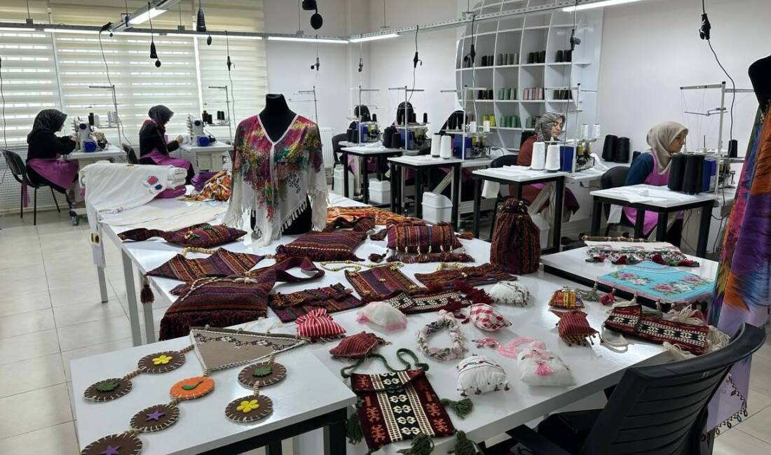 Adıyaman Belediyesi tarafından başlatılan ‘Altın iğne’ projesi, Bahçecik Mahallesi’nde bulunan