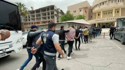 Şanlıurfa merkezli 6 ilde düzenlenen ’change’ araç operasyonunda 15 şüpheliyi