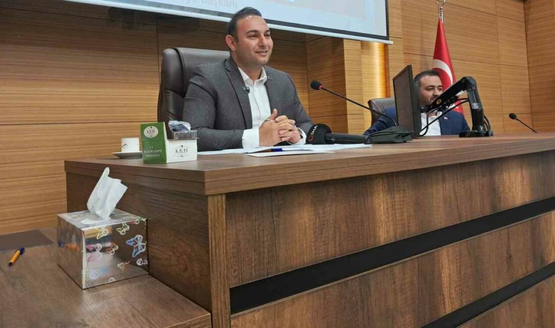 Kilis Belediye Başkanı Hakan Bilecen, kent genelindeki camilerin düzenli olarak