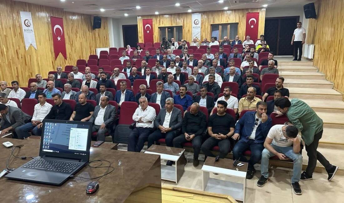 Kozluk ilçesindeki muhtarlar ve kurum personellerine bağımlılıkla mücadele eğitimi verildi.