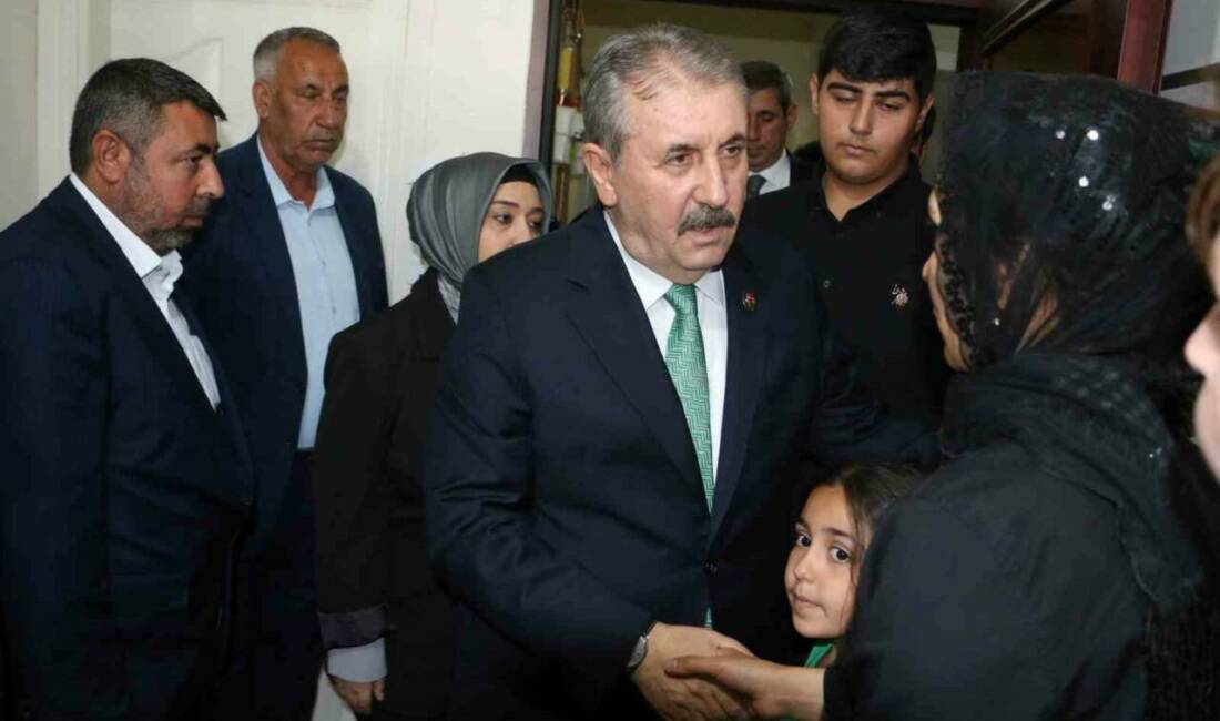 BBP Genel Başkanı Mustafa Destici, Diyarbakır'a gelerek partisinin İl Başkanı