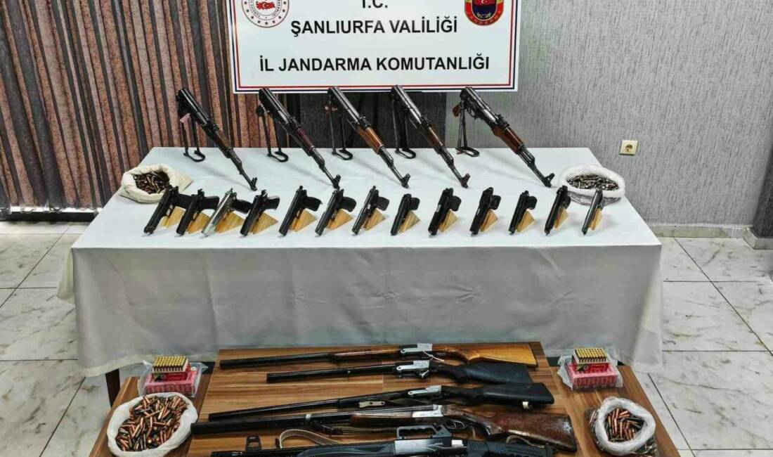 Çamaşır makinesinden silah çıktı Şanlıurfa'da jandarma, silah kaçakçılarına yönelik düzenlediği operasyonda 16 kişiyi gözaltına