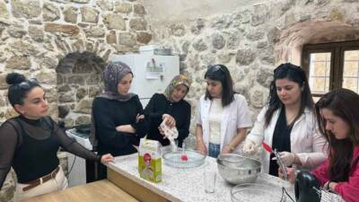 Derik ilçesinde Dünya Çölyak Günü kapsamında farkındalık etkinliği düzenlendi. Programda,