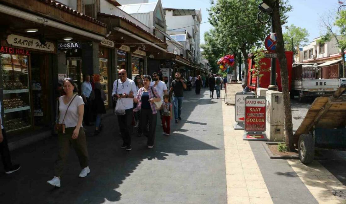 PKK, 'Terörsüz Türkiye' süreci çerçevesinde 12. Kongresinde kendini feshederek sona