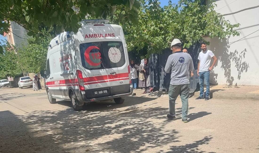 Adıyaman’ın Kahta ilçesinde trafonun patlaması sonucu 1 kişi yaralandı.