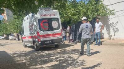 Adıyaman’ın Kahta ilçesinde trafonun patlaması sonucu 1 kişi yaralandı.