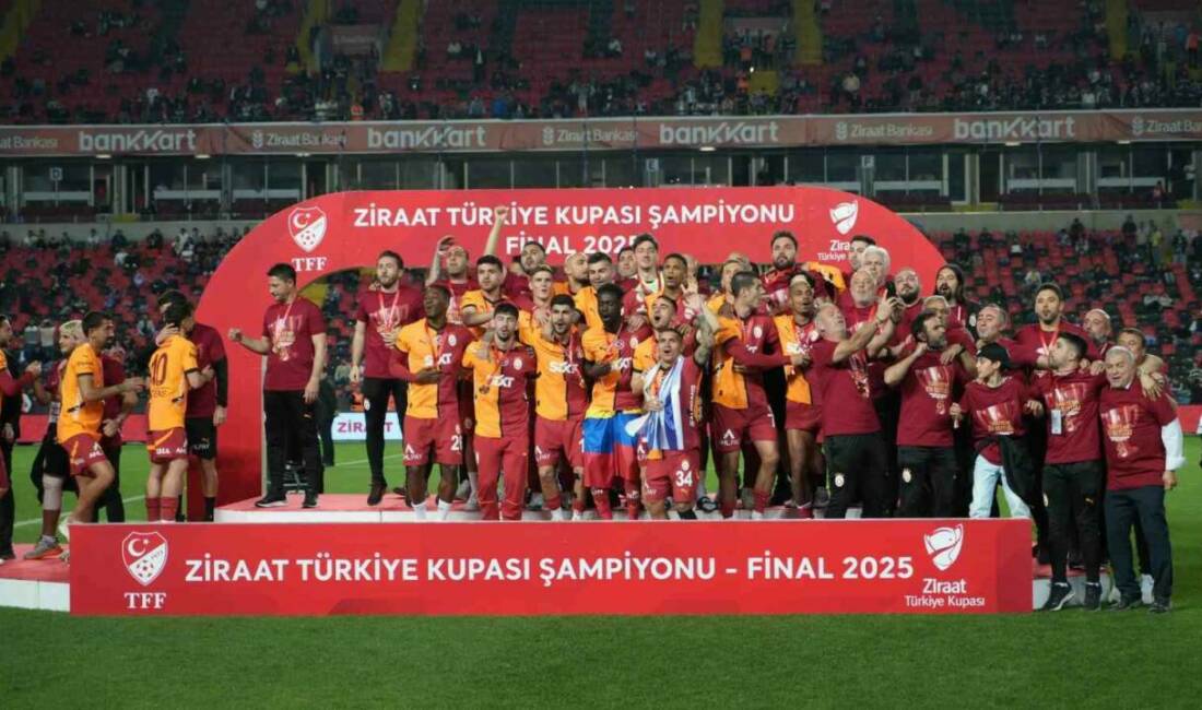Galatasaray, Trabzonspor'u 3-0 mağlup ederek 63. Ziraat Türkiye Kupası'nı kazandı.