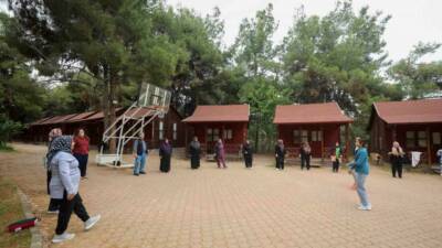 Gaziantep Büyükşehir Belediyesi, geniş bir yelpazedeki 80 farklı tesisiyle sporu