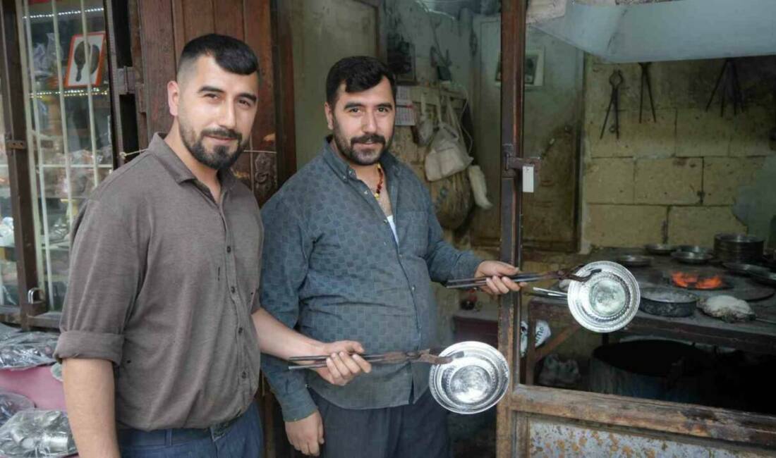 Gaziantep'te üçüncü kuşak kalaycı ustası ikiz kardeşler, kalaycılık mesleğini yaşatmak